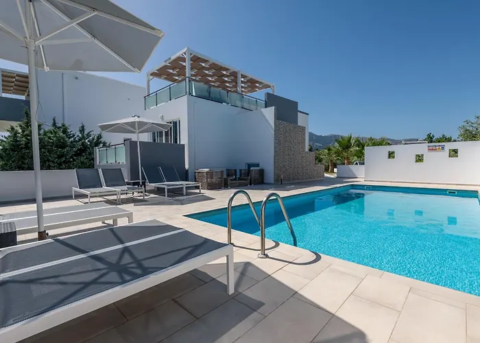 Asteria Pearl Villa 2 With Rooftop Jacuzzi