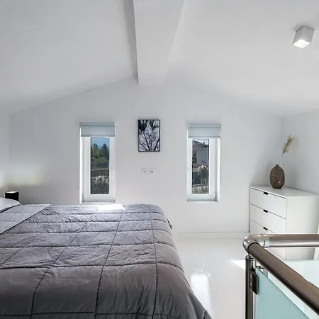 Asteria Pearl Villa 2 With Rooftop Jacuzzi Tigaki Exterior foto